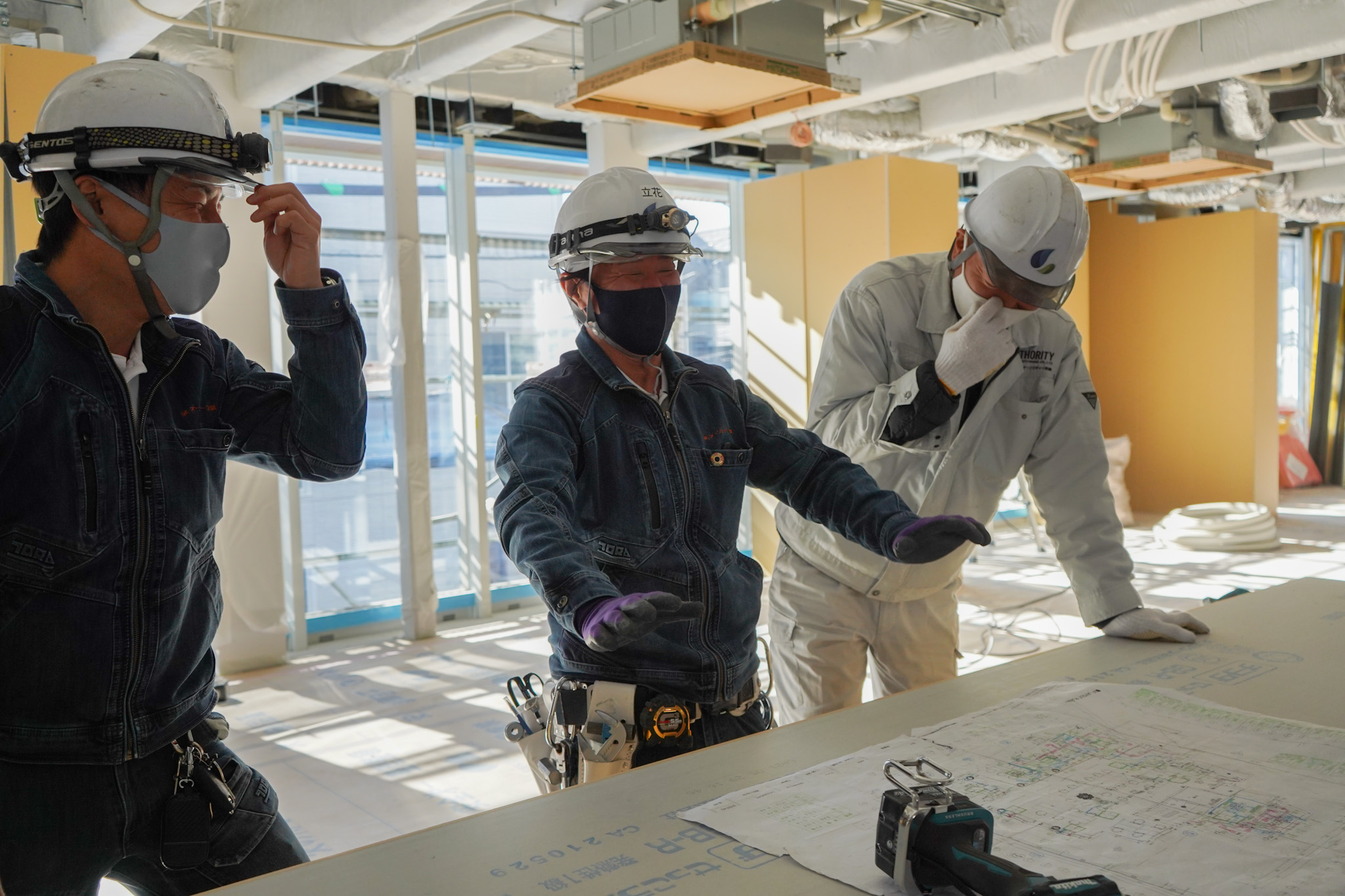 自社ビル建設現場